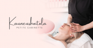 Kauneushoitola Petite Cabinetten logo vaaleanpunaisella taustalla